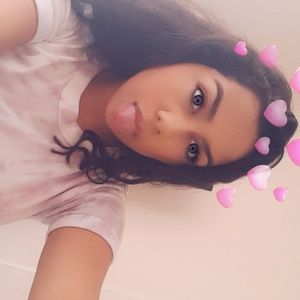 Meet your Posher, Brooke